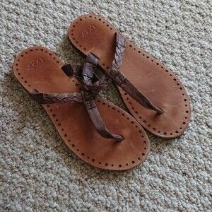 UGG Australia Bria Leather Thong Sandals size 37
